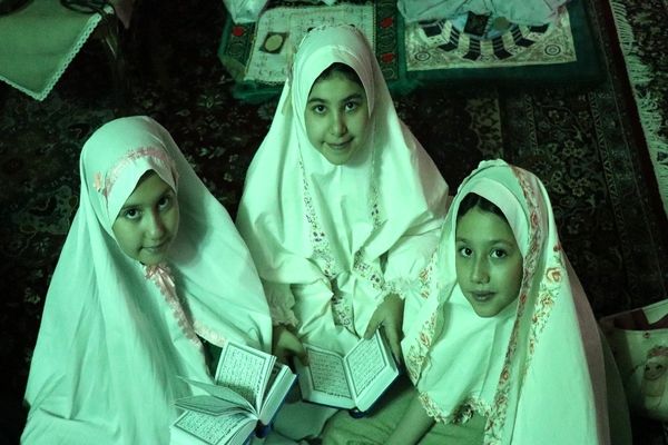 روزهای اجابت در اعتکاف نوجوانی مسجد فاطمیه رفسنجان