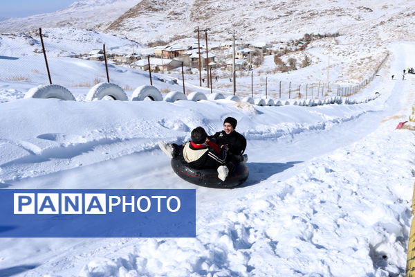 نشاط زمستانی در پیست «سخوید» یزد