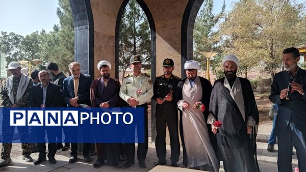 آیین غبار روبی مزار شهدای گمنام شهر رباط‌سنگ