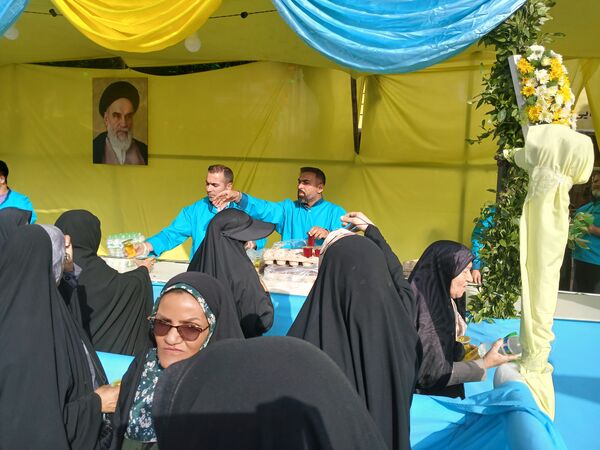 موکب بزرگ شرکت نان قدس رضوی در روز شریف ولادت امام رضا (ع)