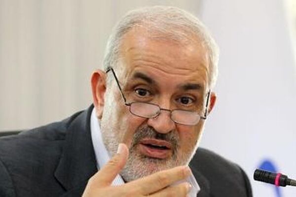 وزیر نیرو: پایداری خدمات آب و برق، اولویت نخست وزارت نیرو در شرایط بحران بود