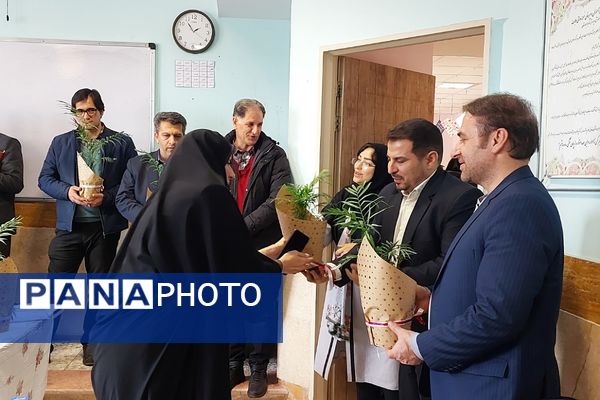 گردهمایی نمایندگان مدیران مناطق شهرستان‌های استان‌‌تهران در بهارستان‌۲