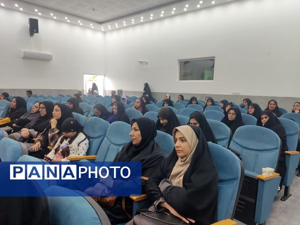 روایت مهدویت فرهنگیان بوشهر در روزهای دهه فجر