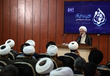 ضرورت ‌انس با قرآن و دریافت لطائف قرآنی ‌از دوران کودکی و نوجوانی‌