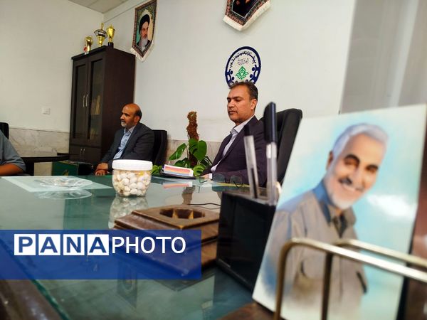دیدار روسای انجمن اسلامی مدارس شهرستان کاشمر با معاون پرورشی و تربیت بدنی کاشمر