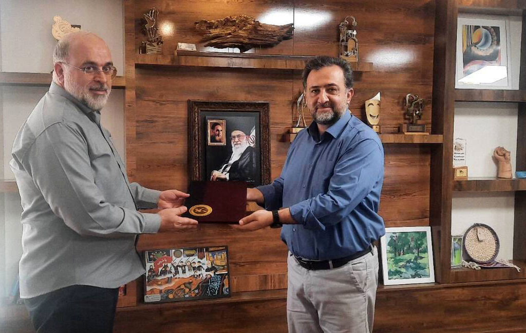 شهروز حقی دبیر انجمن سرود کانون شد