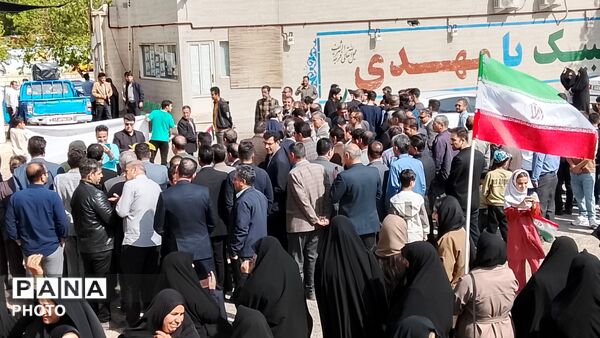 حضور پرشور اقشار مختلف مردم در رزمایش جان فدا شهرستان کوهدشت