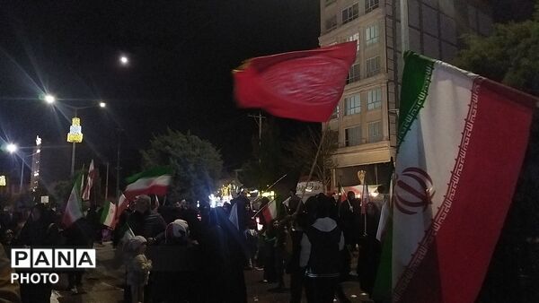گذری بر سی و ششمین  حماسه مردم نیشابور در بلوار فضل 