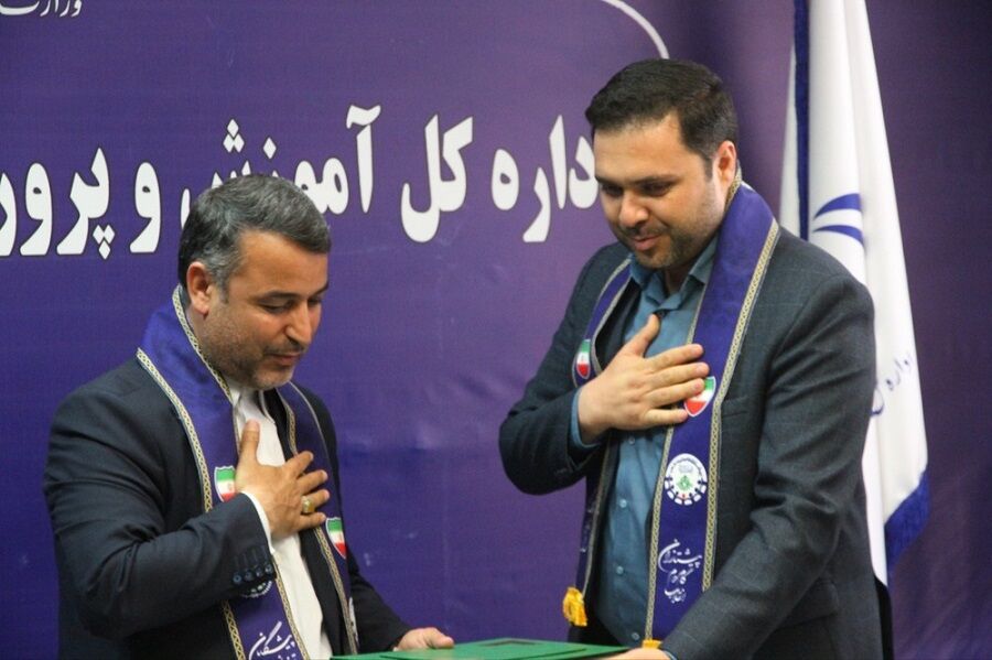 دیدار مدیرکل آموزش و پرورش خراسان شمالی با همکاران سازمان دانش‌آموزی استان و روسای سازمان دانش‌آموزی شهرستان ها