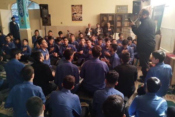 اولین یادواره شهدای سمپاد در جنگ ۱۲ روزه با محوریت «طرح لاله‌های روشن» در ناحیه دو شهرری 