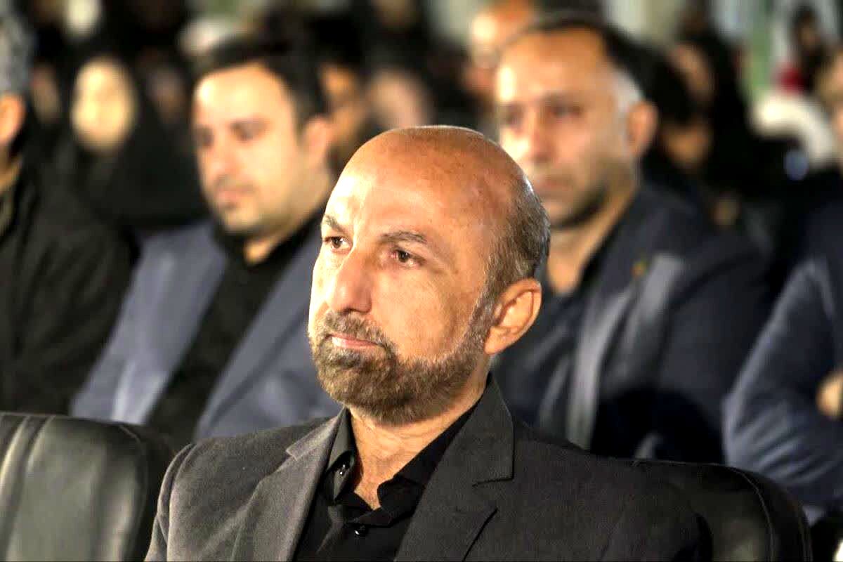  شاخه های شجره طیبه،را شکستند اما ، این درخت ریشه در خاک وطن دارد، و پربارتر از قبل خواهد شد