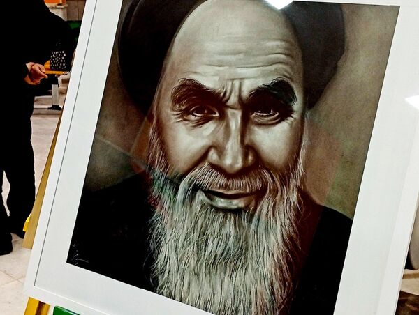 نمایشگاه قرآن عترت و نماز با محوریت قرآن راه زندگی در کاشمر
