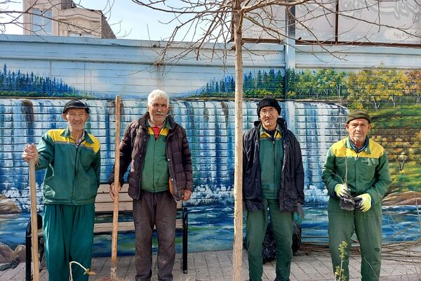 برگزاری جشن احسان و نیکوکاری در دبستان حکیم نظامی کهریزک 