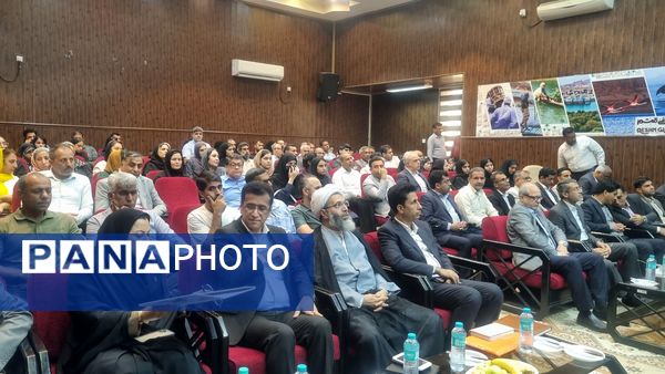 قشم میزبان آیین استانی اولیا و مربیان