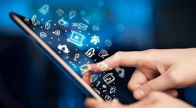 اهمیت آموزش اخلاق فضای مجازی در نظام آموزشی