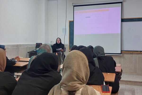 برگزاری همایش انتخاب رشته کنکور سراسری در مدرسه شهید راستی پردیس 