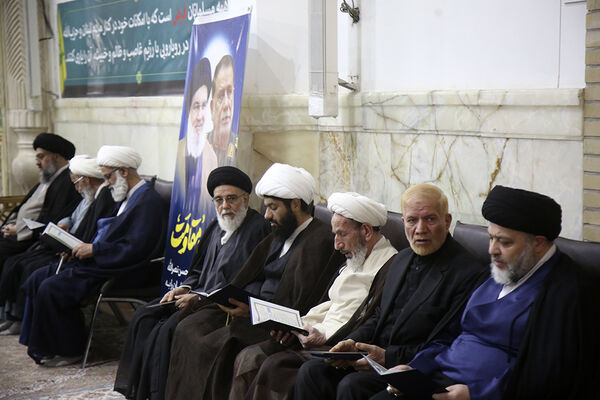 مراسم بزرگداشت شهید «سیدحسن نصرالله» از سوی رهبر معظم انقلاب در قم