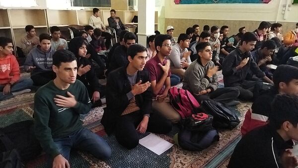 هیئت هفتگی در دبیرستان شاهد ابوذر غفاری نیشابور 