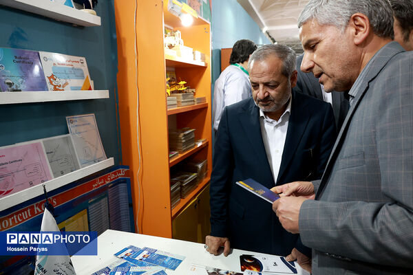 بازدید وزیر آموزش و پرورش از سی‌وششمین نمایشگاه بین‌المللی کتاب تهران 