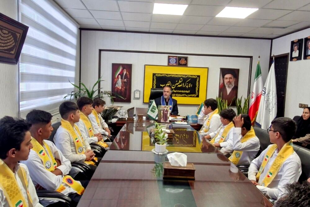 تجلیل از پیشتازان فعال؛ تجلی روح مشارکت در سالروز تأسیس سازمان دانش آموزی 