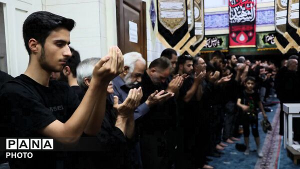 شکوه هیئت های عزاداری فدافن و مردم در روز عاشورا 