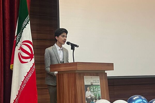 همایش بزرگ تجلیل از معلمان برتر و سرآمد در رودهن 