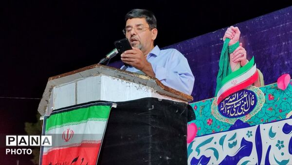 تجمعات مردمی نجف آباد همراه با جشن تکلیف دختران و اقامه نماز استغاثه