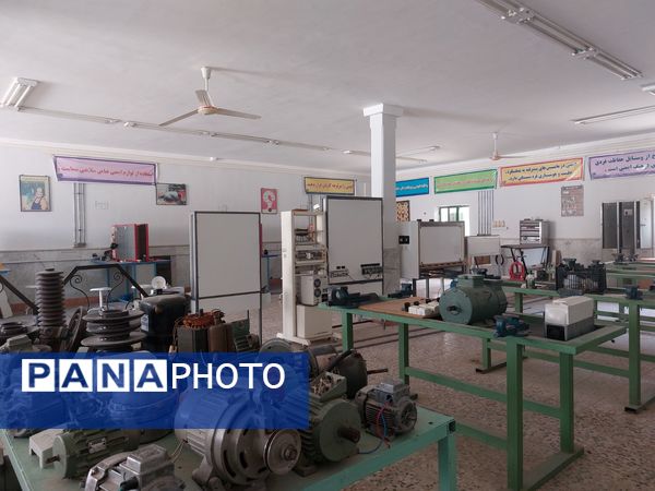 بازدید از مرکز فنی‌وحرفه‌ای حاجی‌آباد