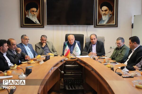 بازدید میدانی مدیرکل آموزش و پرورش آذربایجان شرقی از قطب صنعتی سردرود