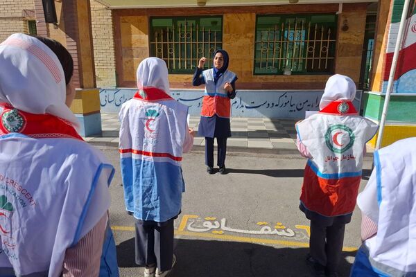 مانور زلزله و ایمنی در مدارس فیروزکوه