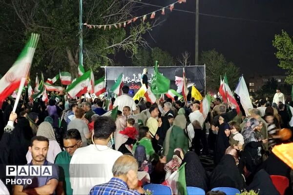 اجتماعات شهروندان فاز چهار اندیشه در میدان شهدای گمنام