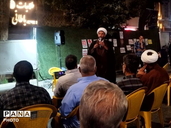 کافه گفتگوی حسینیه امام خمینی در دویست و هشتمین شب از اجتماعات مردمی نیشابور 