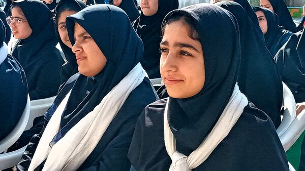 نواخته شدن « زنگ جوانه‌ها» در مدارس شهرستان باشت