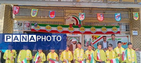 طنین زنگ انقلاب در مدرسهٔ شهید صادقی باخرز