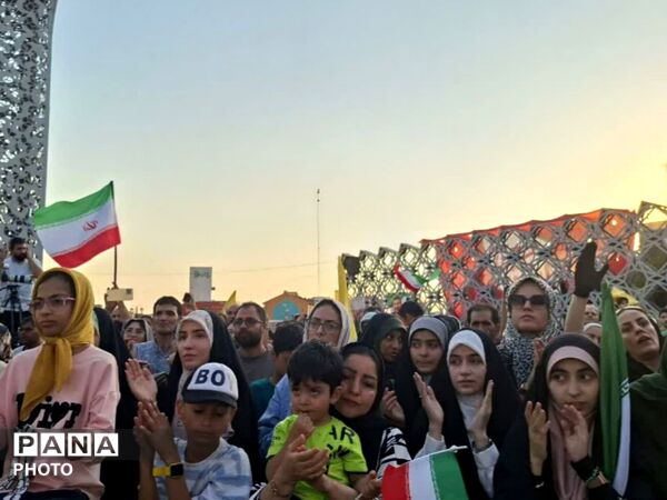 مهمانی ۱۰ کیلومتری؛ تجلی عشق به اهل‌بیت (ع) و نمادی از اتحاد