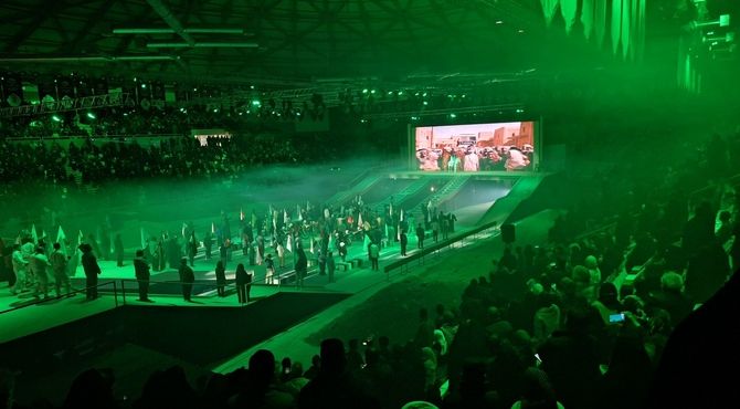 آیین اختتاحیه کنگره ۵۵۸۰ شهید البرز در ورزشگاه انقلاب کرج 