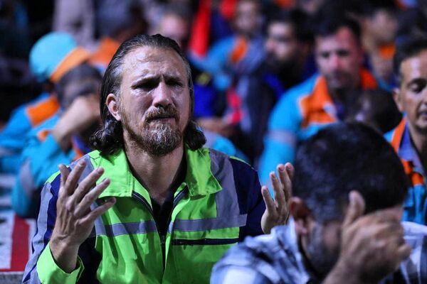 آیین اذن خدمت کاروان ۶۰۰ نفر پاکبان شهرداری مشهد
