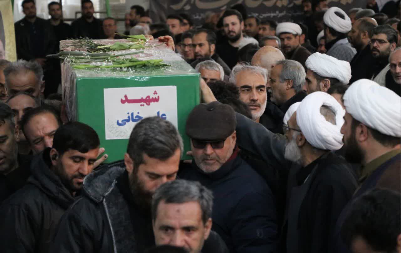 تشییع پیکر پاسدار علی خانی در نظرآباد