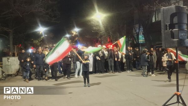 راهپیمایی مردم باخرز برای خونخواهی شهیدان و رهبر انقلاب اسلامی