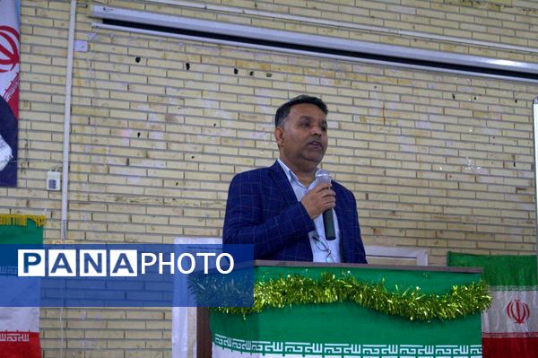 کارگاه آموزشی راهنمای رانندگی در مدرسه شاهد بندرعباس 