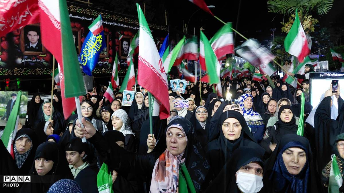 استقامت مردم کرج در شب هشتادم اجتماعات مردمی 
