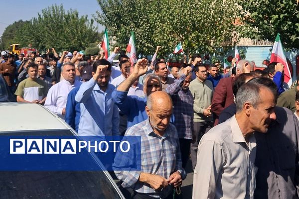 همبستگی مردم ولایتمدار نسیم‌شهر در راهپیمایی علیه رژیم صهیونیستی