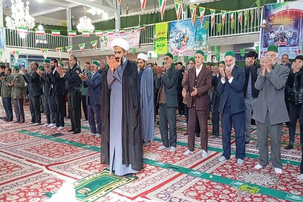 اقامه نماز عبادی،سیاسی جمعه همزمان با ایام دهه فجر در شهر بار نیشابور
