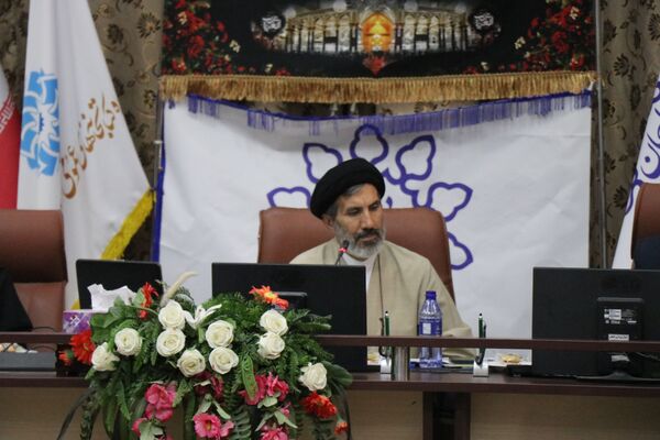 نشست ادبیات آیینی در دلیجان