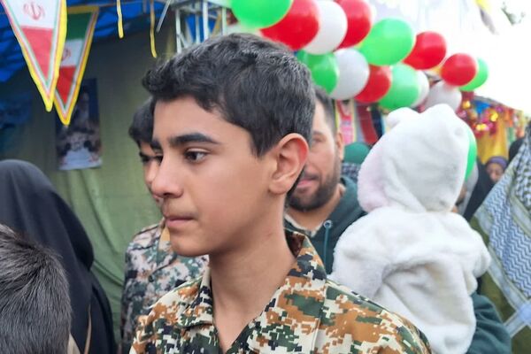 برخیز که فجر انقلاب است امروز