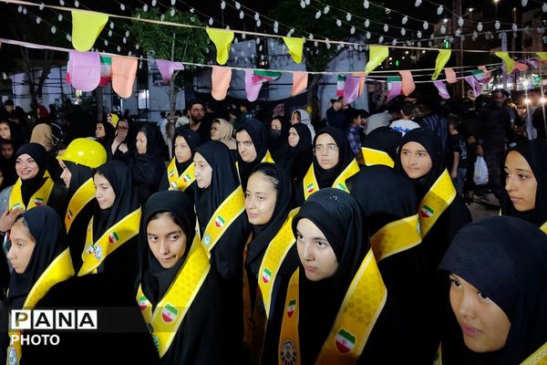  بازدید رئیس سازمان دانش‌آموزی شهرستانهای استان تهران از غرفه «با انرژی‌ها» منطقه کهریزک