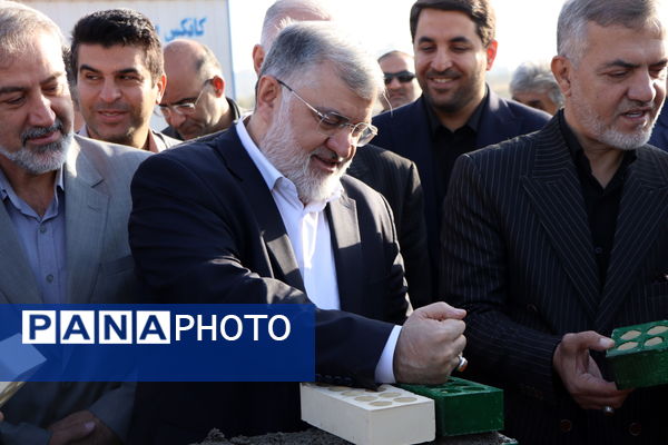 خشت گذاری ۲ مدرسه در ناحیه یک شهرستان بهارستان