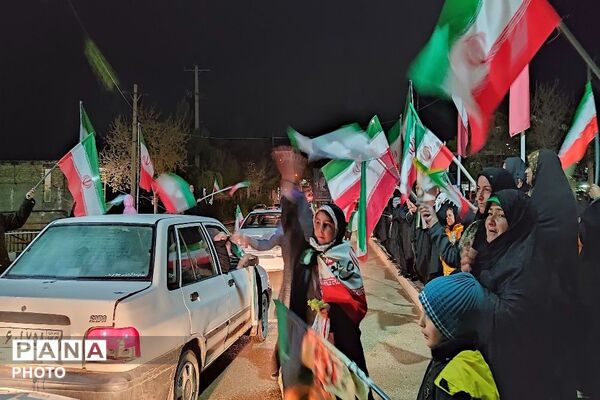 مقاومت در خیابان‌های شهر بار ادامه دارد