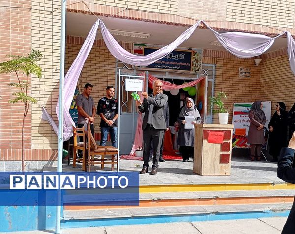 نواخته شدن زنگ مهر در مدارس شهرستان خلیل‌آباد 