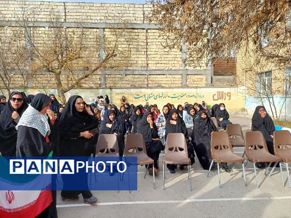 استقبال از شهید گمنام در دبیرستان نمونه معراج شیروان